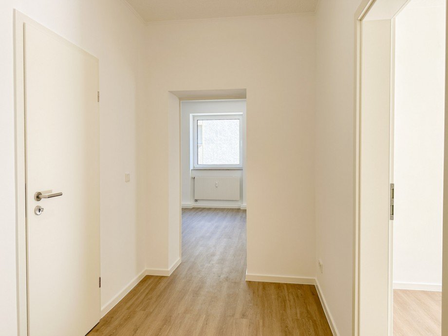 NEU zur Vermietung in Bochum Innenstadt - Diele - Reuter Immobilien - Immobilienmakler Etagenwohnung Bochum