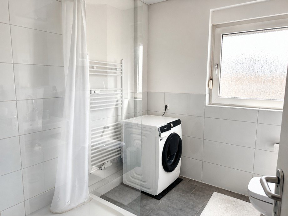 NEU zur Vermietung in Bochum Dahlhausen - Badezimmer - Reuter Immobilien - Immobilienmakler Etagenwohnung Bochum