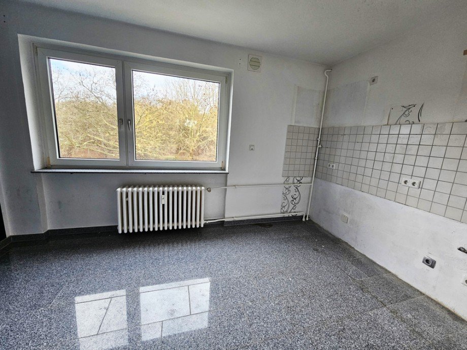 NEU zur Vermietung in Bochum Laer - K�che - Reuter Immobilien - Immobilienmakler Etagenwohnung Bochum