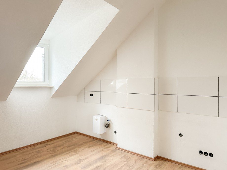 NEU zur Vermietung in Bochum Gerthe - K�che - Reuter Immobilien - Immobilienmakler (3) Etagenwohnung Bochum / Gerthe