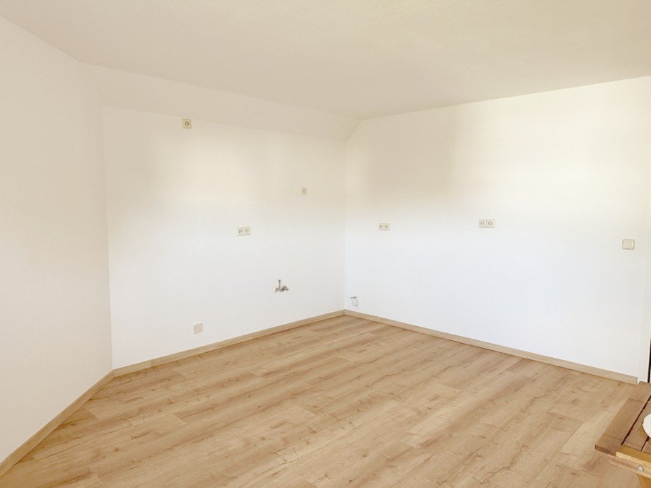 NEU zur Vermietung in Bochum Ober-Dahlhausen - K�che - Reuter Immobilien - Immobilienmakler (2) Dachgeschosswohnung Bochum