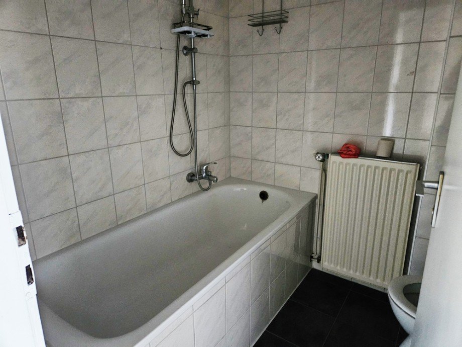 NEU zur Vermietung Bochum Innenstadt - Bad - Reuter Immobilien Etagenwohnung Bochum