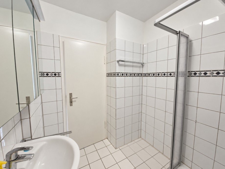 NEU zur Vermietung in Herne Wanne-Eickel - Bad - Reuter Immobilien - Immobilienmakler (2) Etagenwohnung Herne