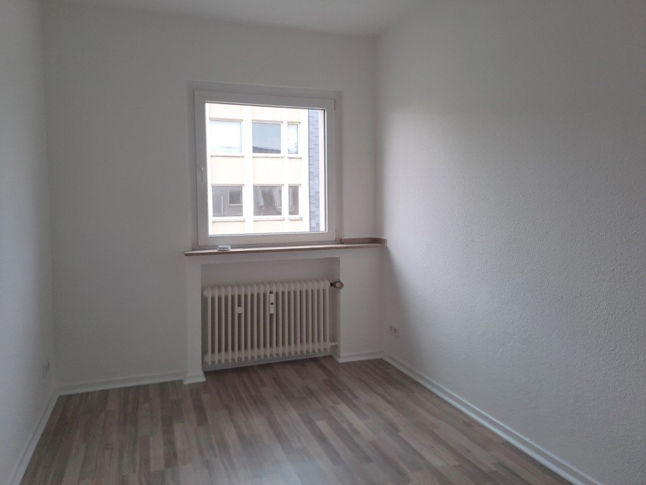 NEU zur Vermietung in Herne Wanne-Eickel - Arbeitszimmer - Reuter Immobilien - Immobilienmakler Etagenwohnung Herne