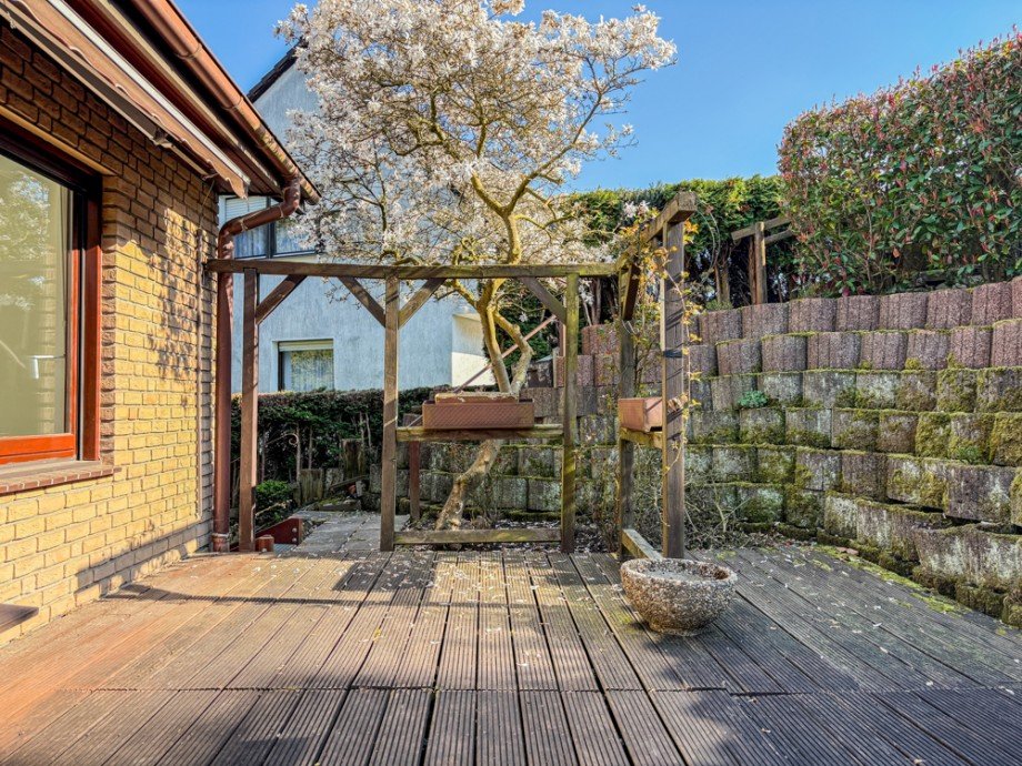 NEU zum Verkauf in Witten Bommern - Doppelhaush�lfte - Terrasse - Reuter Immobilien - Immobilienmakler (2) Zweifamilienhaus Witten / Bommern