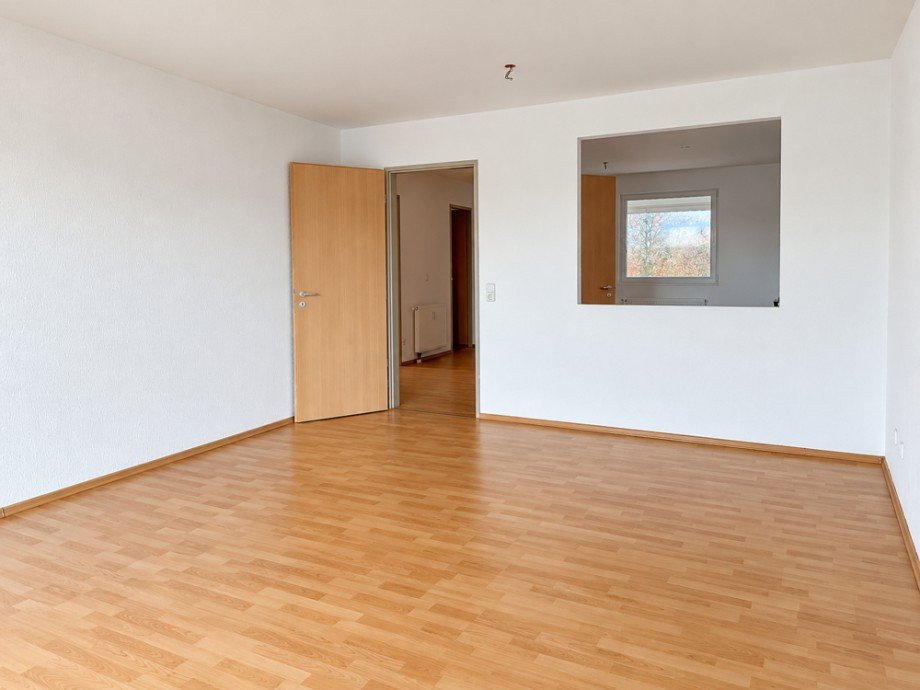 NEU zur Vermietung in Bochum Innenstadt - Durchreiche - Reuter Immobilien - Immobilienmakler Etagenwohnung Bochum