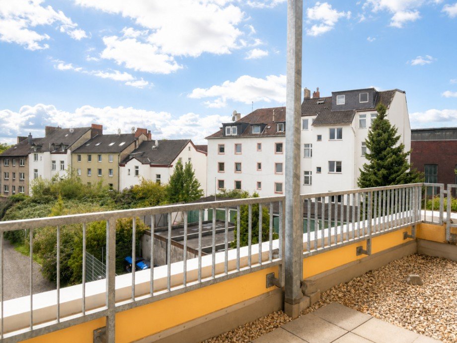 NEU zur Vermietung in Bochum Innenstadt - Balkon - Reuter Immobilien - Immobilienmakler Etagenwohnung Bochum