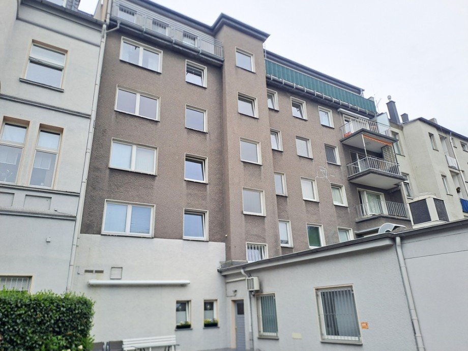 NEU zur Vermietung in Herne Wanne-Eickel - R�ckseite - Reuter Immobilien - Immobilienmakler Etagenwohnung Herne