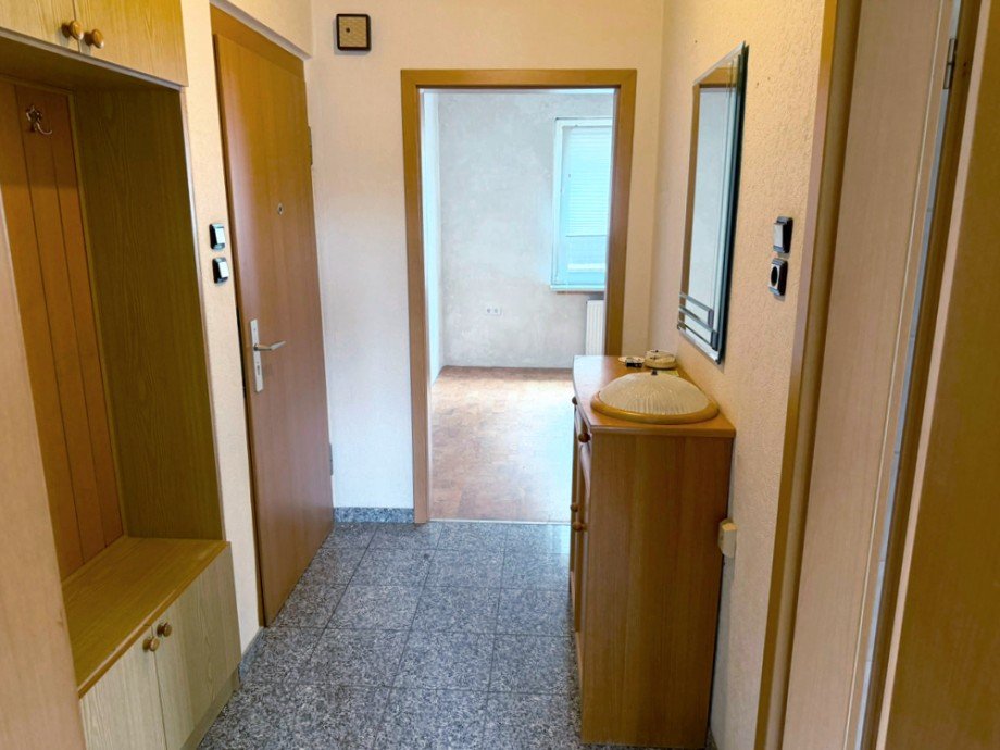 NEU zum Verkauf in Herne R�hlinghausen - Eigentumswohnung - Diele - Reuter Immobilien - Immobilienmakler (3) Etagenwohnung Herne