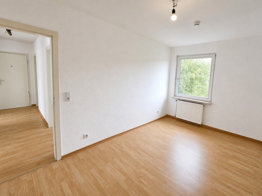 NEU zur Vermietung in Herne Holsterhausen - Kinderzimmer-B�ro - Reuter Immobilien - Immobilienmakler (2) Etagenwohnung Herne