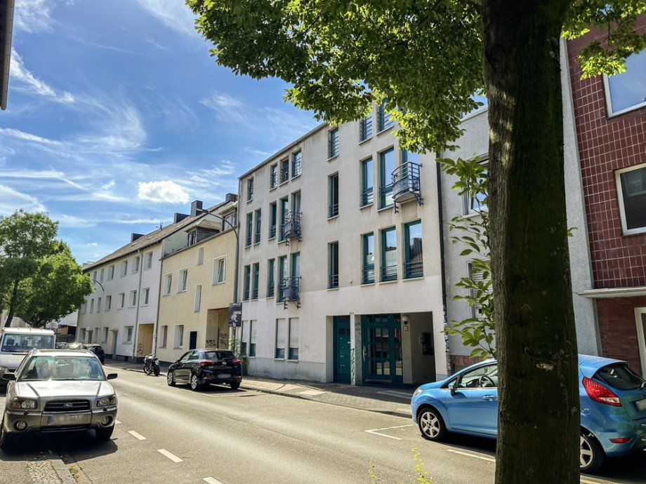 NEU zur Vermietung in Bochum Ehrenfeld - Au�enansicht - Reuter Immobilien - Immobilienmakler Etagenwohnung Bochum