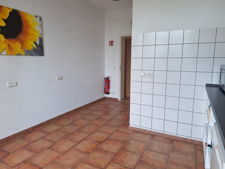 NEU zur Vermietung in Herne - B�roetage - K�che - Reuter Immobilien - Immobilienmakler B�rofl�che Herne