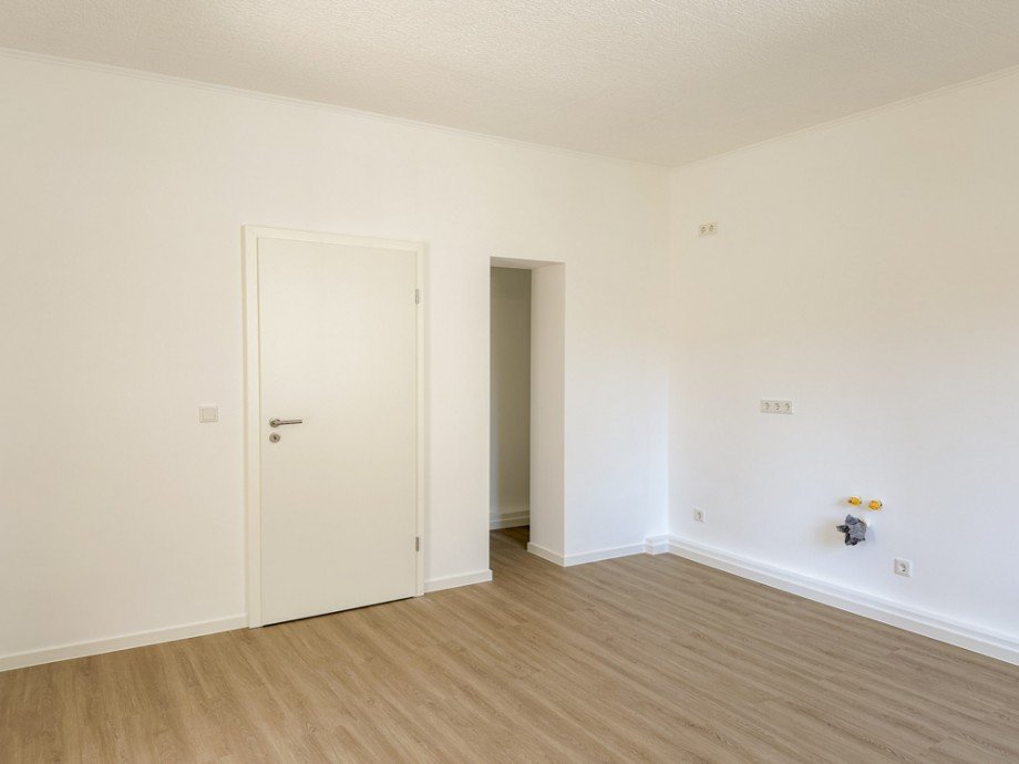 NEU zur Vermietung in Bochum Innenstadt - K�che - Reuter Immobilien - Immobilienmakler Etagenwohnung Bochum