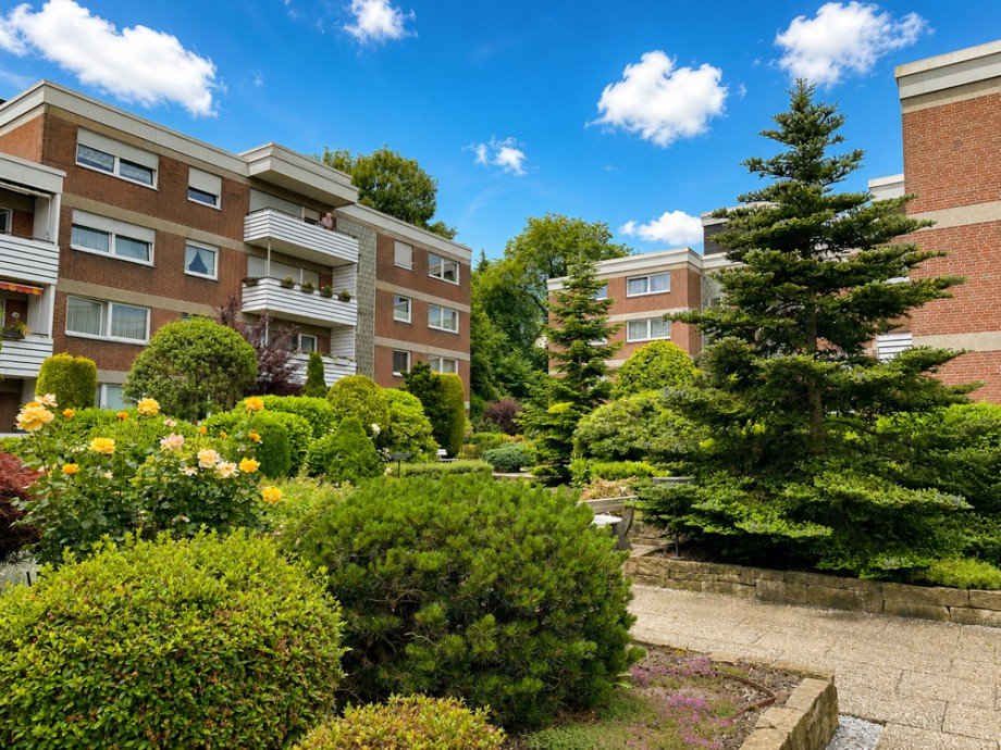 NEU zur Vermietung in Bochum Dahlhausen - Au�enanlage- Reuter Immobilien - Immobilienmakler Etagenwohnung Bochum