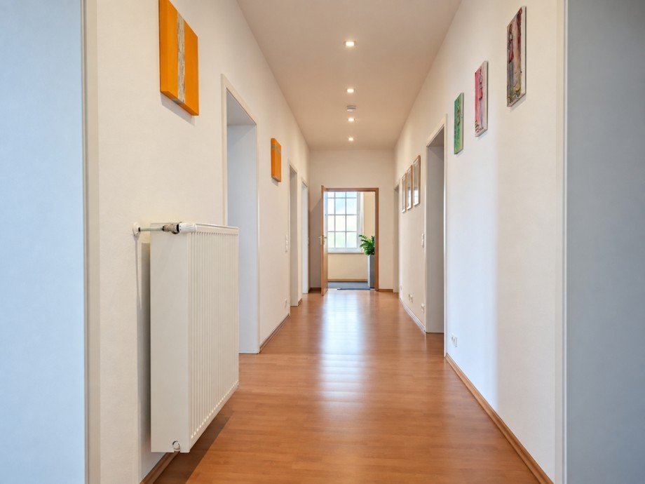 NEU zur Vermietung in Herne - B�roetage - Diele - Reuter Immobilien - Immobilienmakler B�rofl�che Herne