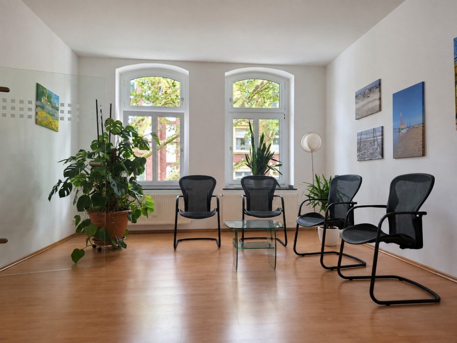 NEU zur Vermietung in Herne - B�roetage - Wartebereich - Reuter Immobilien - Immobilienmakler B�rofl�che Herne