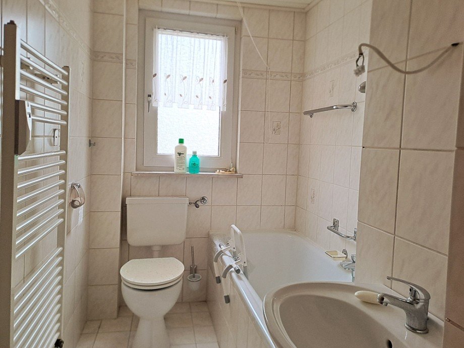 NEU zum Verkauf in Herne R�hlinghausen - Eigentumswohnung - Badezimmer - Reuter Immobilien - Immobilienmakler Etagenwohnung Herne
