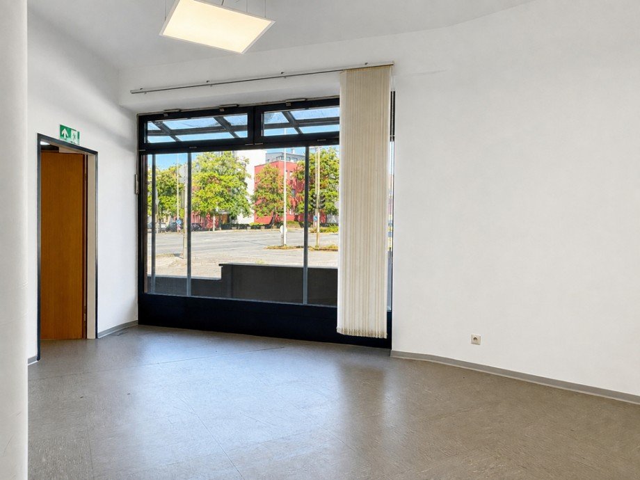 NEU zum Verkauf - Gewerbeeinheit in Hattingen - Raum 2 - Reuter Immobilien - Immobilienmakler Bochum Ladenlokal Hattingen