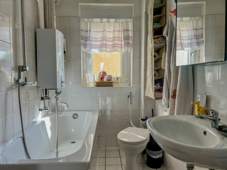 NEU zum Verkauf in Bochum Linden - 1. Obergeschoss - Reuter Immobilien - Immobilienmakler Mehrfamilienhaus Bochum