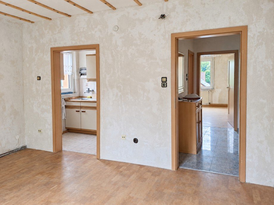 NEU zum Verkauf in Herne R�hlinghausen - Eigentumswohnung - Wohnzimmer - Reuter Immobilien - Immobilienmakler (2) Etagenwohnung Herne