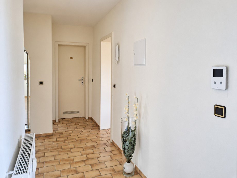 NEU zum Verkauf in Herne-Mitte Altenh�fen - Eigentumswohnung - Diele - Reuter Immobilien - Immobilienmakler (2) Etagenwohnung Herne