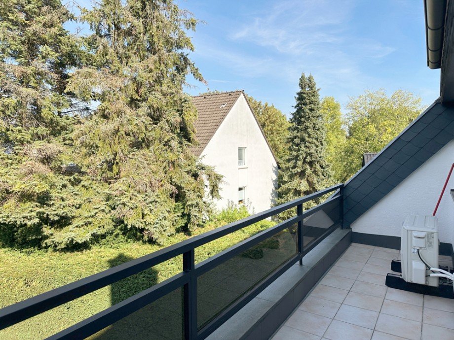 NEU zur Vermietung in Bochum Ober-Dahlhausen - Balkon - Reuter Immobilien - Immobilienmakler (3) Dachgeschosswohnung Bochum