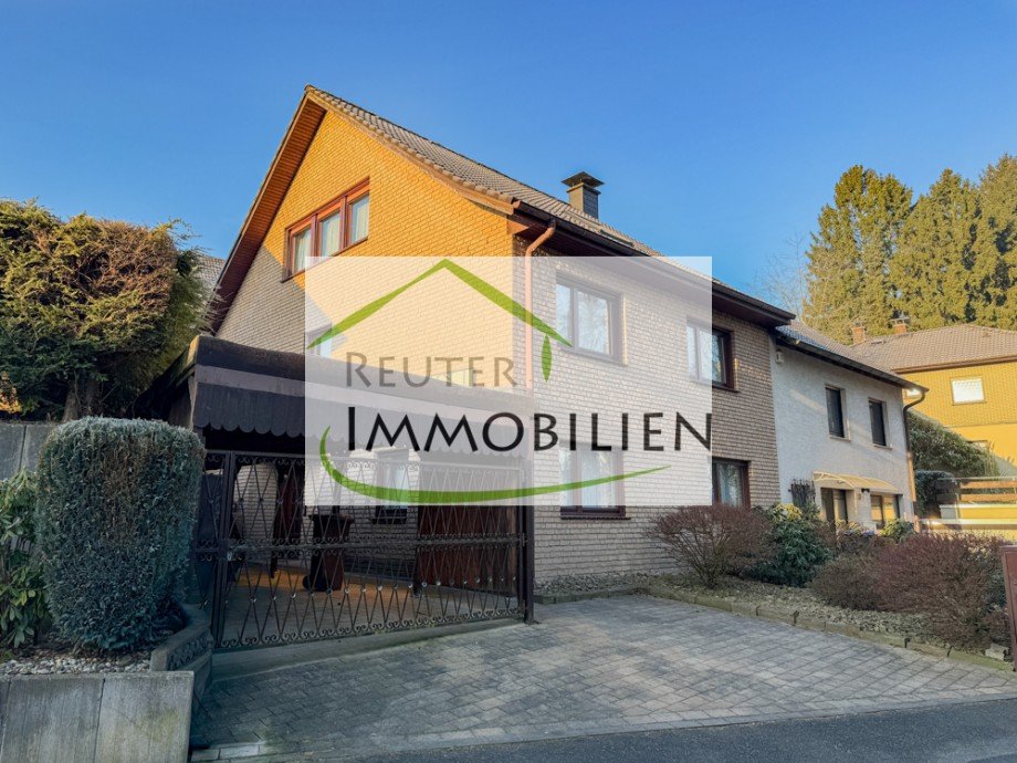 NEU zum Verkauf in Witten Bommern - Doppelhaush�lfte - Au�enansicht - Reuter Immobilien - Immobilienmakler Zweifamilienhaus Witten / Bommern
