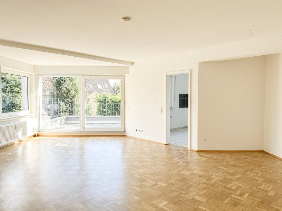 NEU zur Vermietung in Bochum Querenburg - Wohnzimmer - Reuter Immobilien - Immobilienmakler (3) Etagenwohnung Bochum / Querenburg