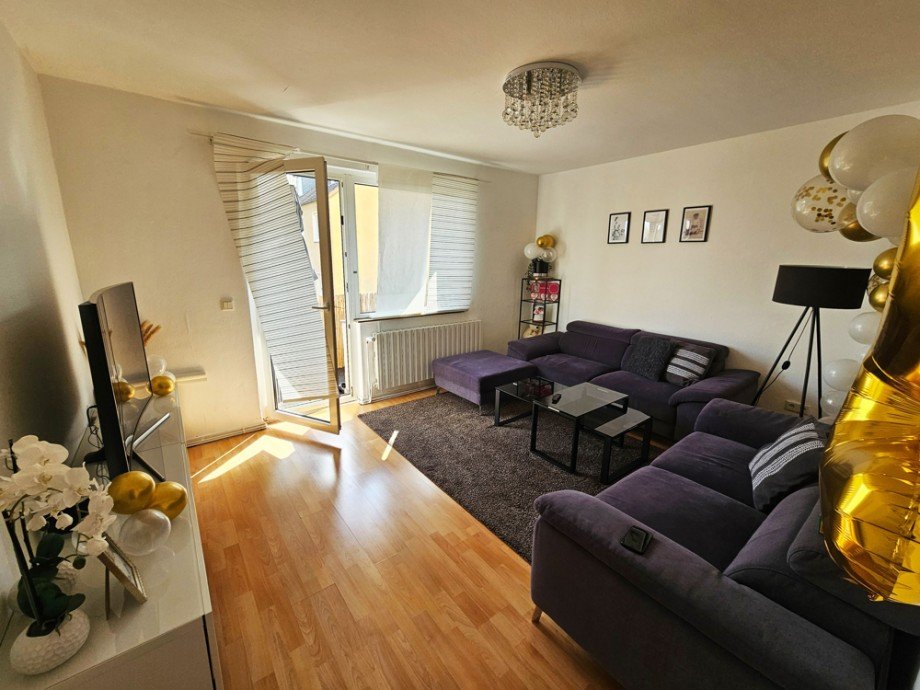 NEU zur Vermietung in Herne Wanne - Wohnzimmer - Reuter Immobilien - Immobilienmakler Etagenwohnung Herne