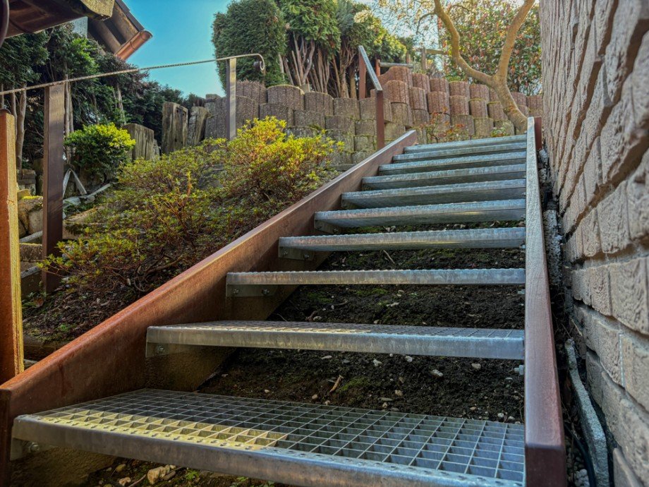 NEU zum Verkauf in Witten Bommern - Doppelhaush�lfte - Zugang zum Garten - Reuter Immobilien - Immobilienmakler Zweifamilienhaus Witten / Bommern