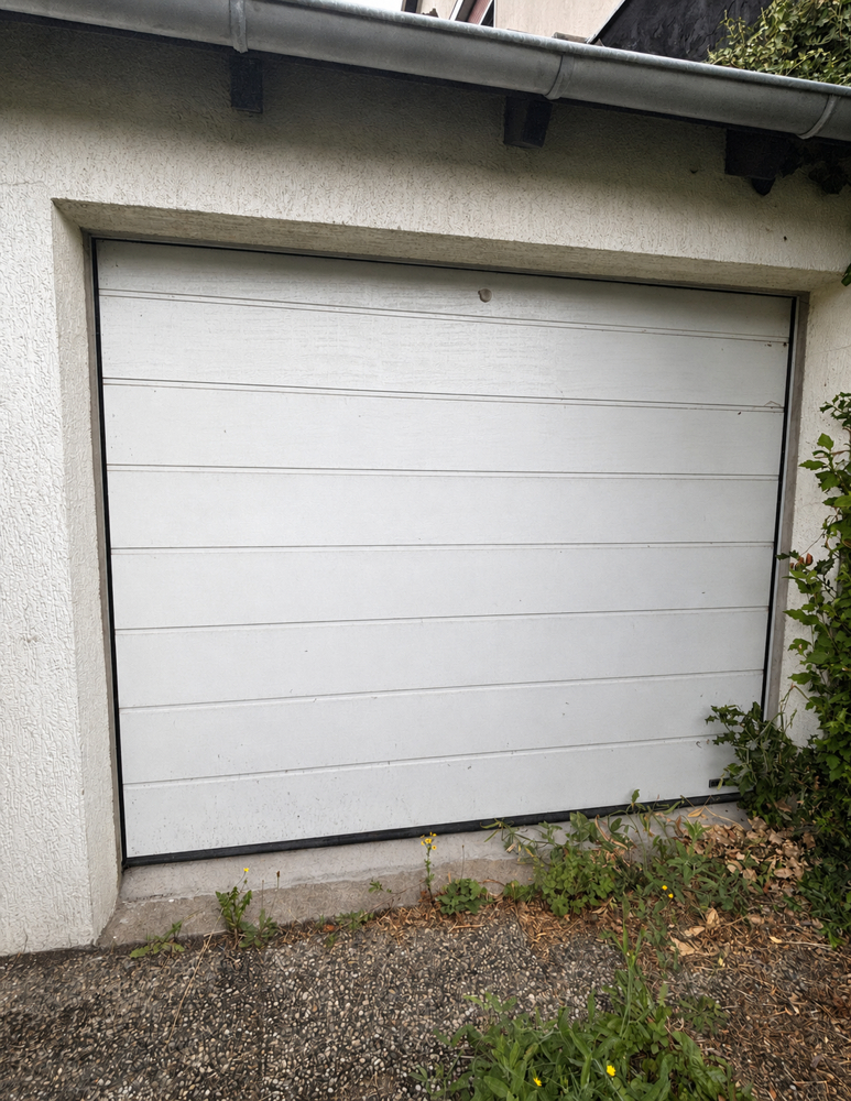 NEU zur Vermietung in Herne Mitte - Garage - Reuter Immobilien - Immobilienmakler.png (3) Dachgeschosswohnung Herne