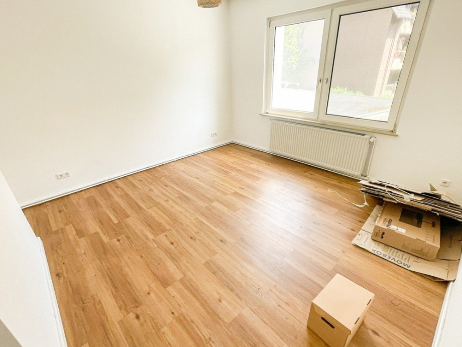 NEU zur Vermietung in Bochum Innenstadt-S�d - Schlafzimmer - Reuter Immobilien - Immobilienmakler Etagenwohnung Bochum